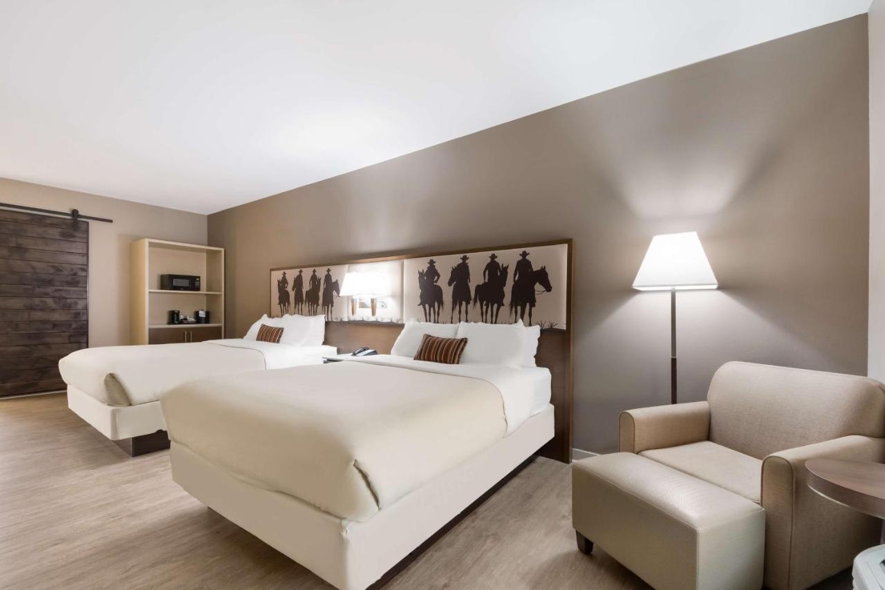 Best Western Bandera Suites & Saloon Buitenkant foto