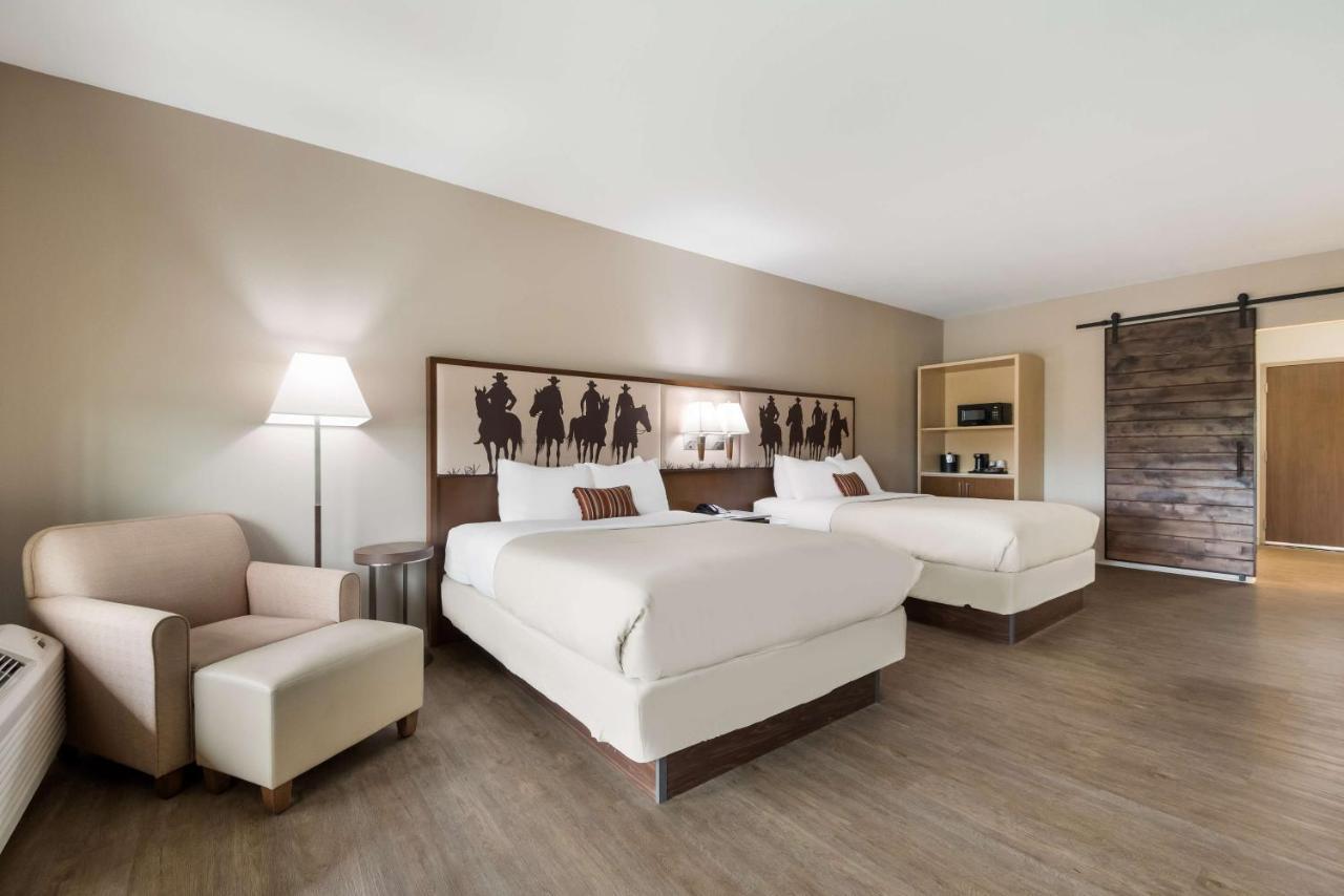 Best Western Bandera Suites & Saloon Buitenkant foto