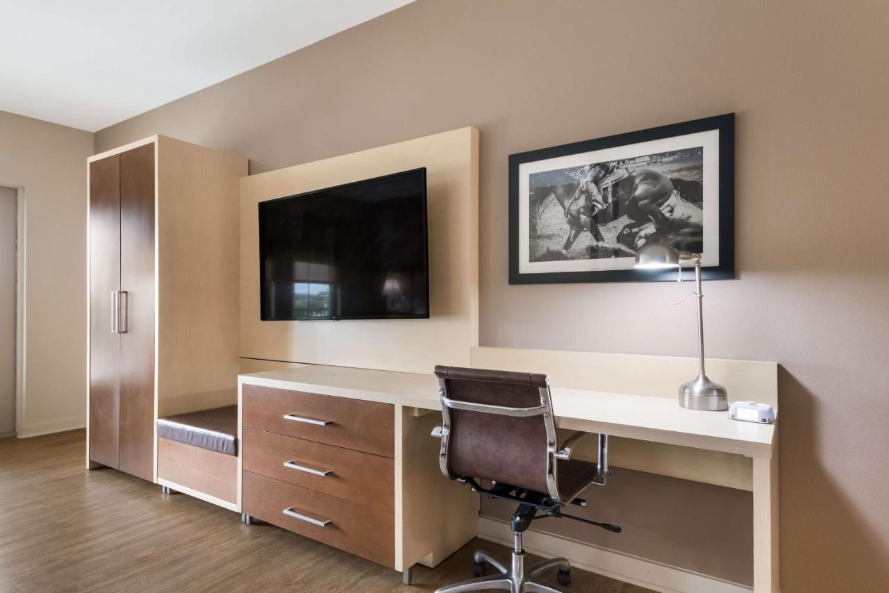 Best Western Bandera Suites & Saloon Buitenkant foto